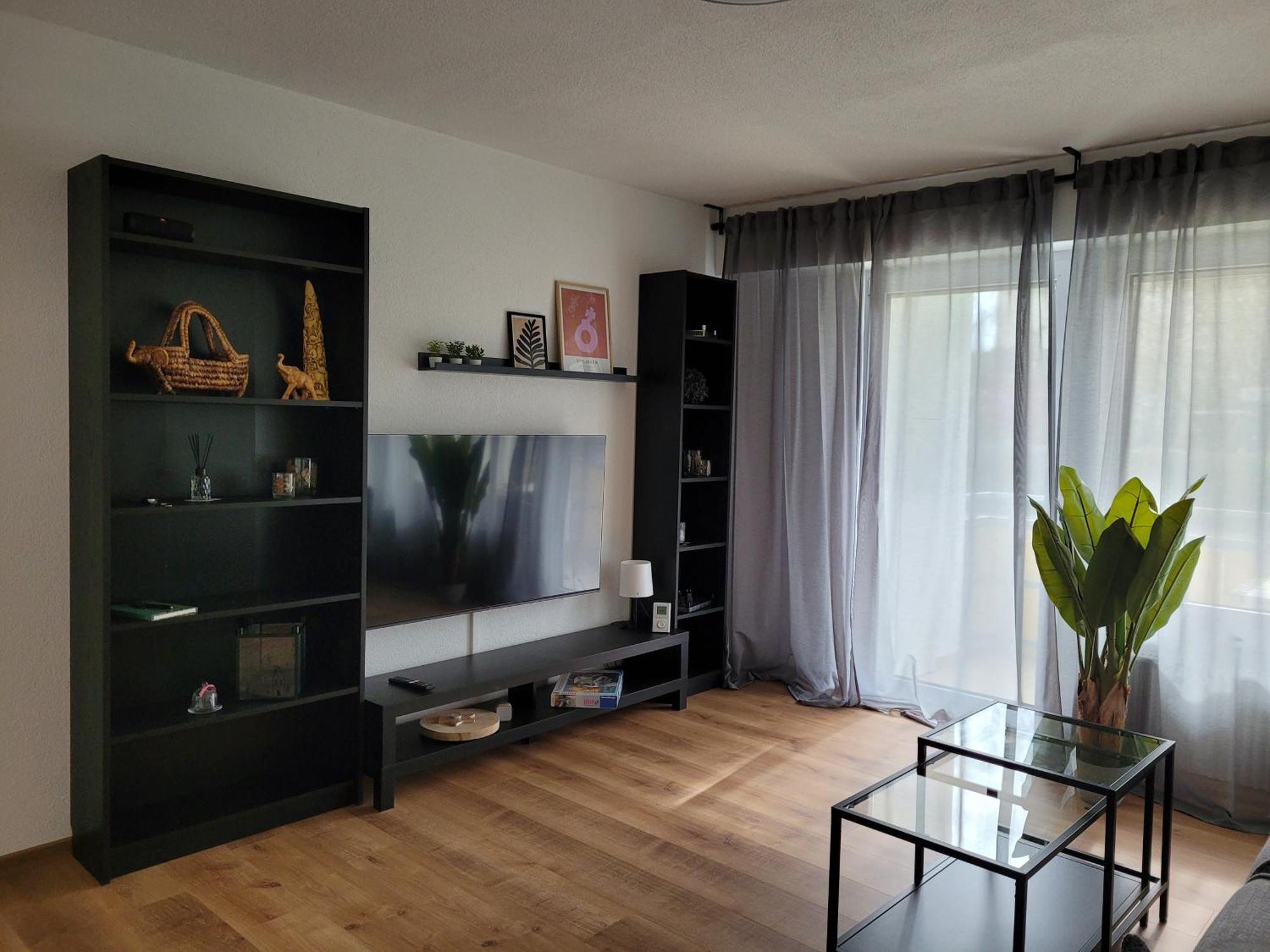Living Flat, Eine Wohnung Mit Zwei Schlafzimmern Und Balkon Schorndorf  Exterior photo