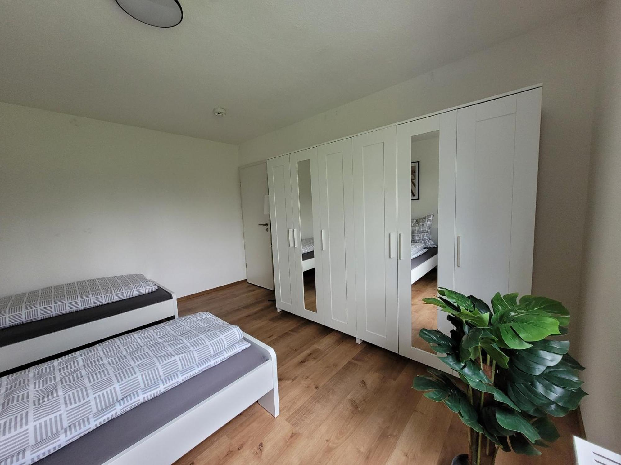 Living Flat, Eine Wohnung Mit Zwei Schlafzimmern Und Balkon Schorndorf  Exterior photo
