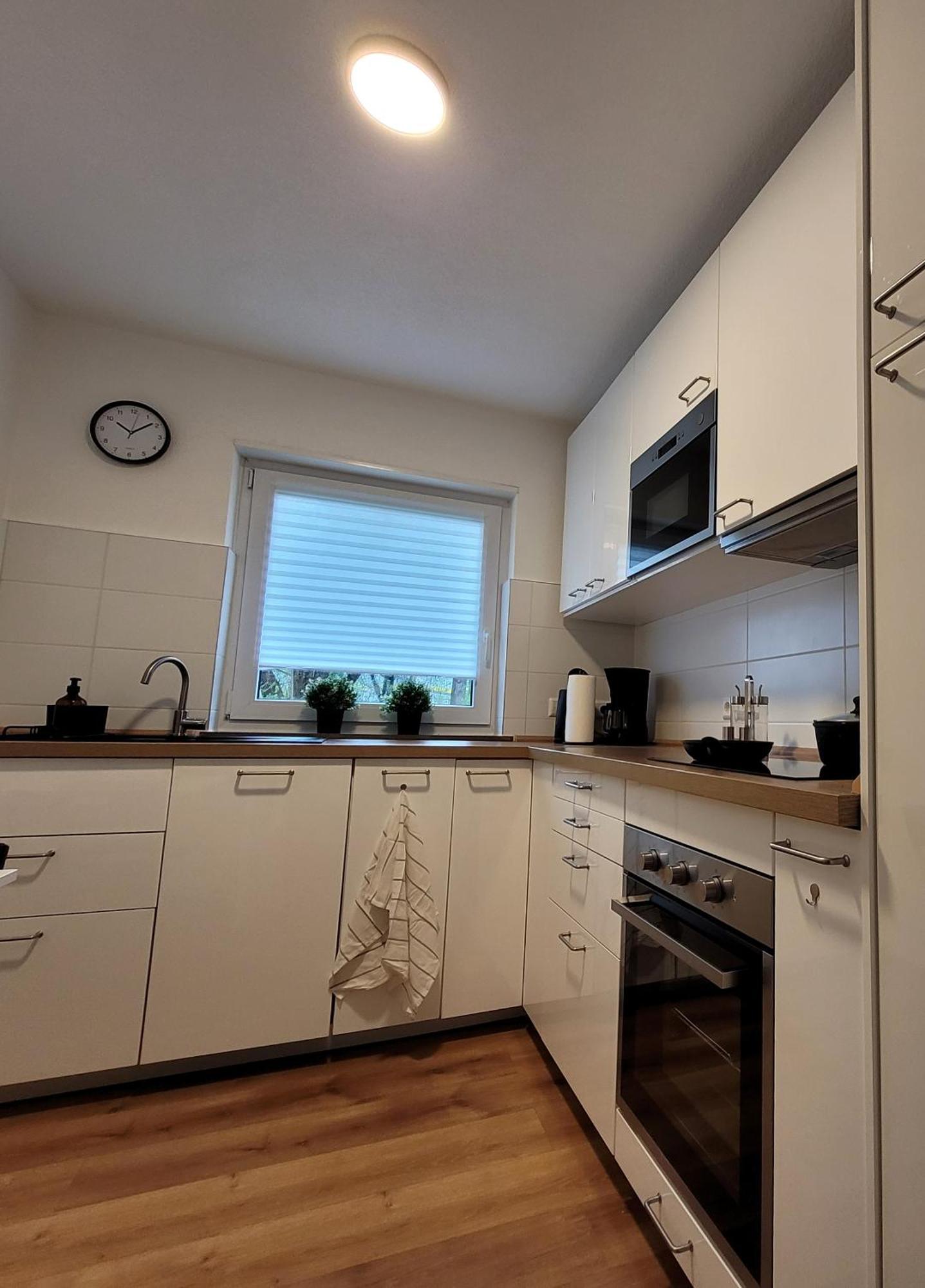 Living Flat, Eine Wohnung Mit Zwei Schlafzimmern Und Balkon Schorndorf  Exterior photo