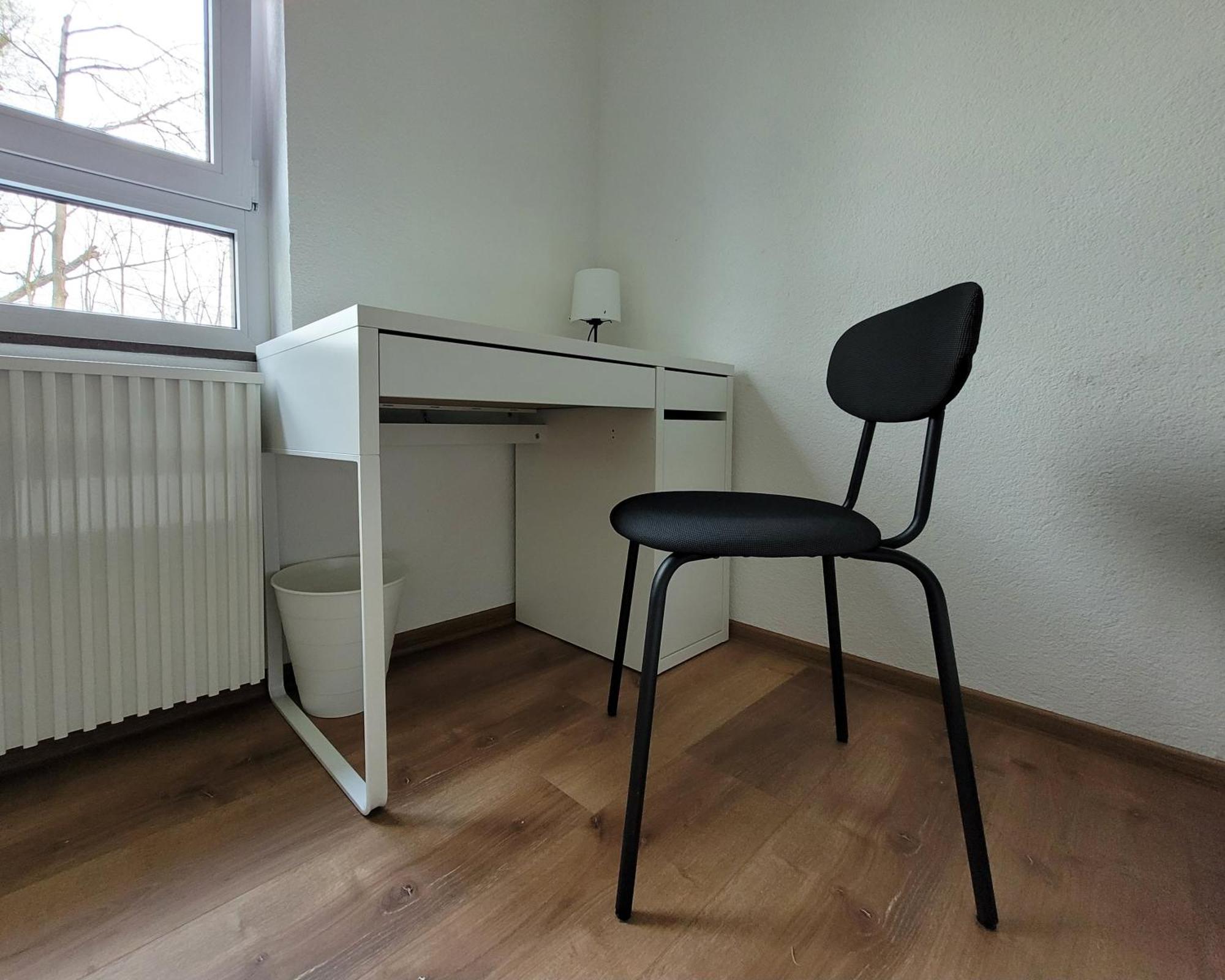 Living Flat, Eine Wohnung Mit Zwei Schlafzimmern Und Balkon Schorndorf  Exterior photo