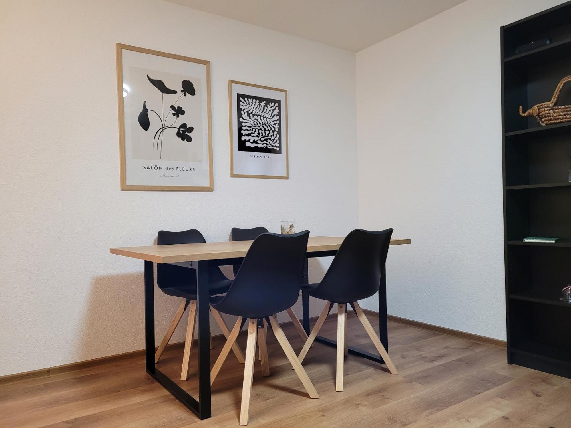 Living Flat, Eine Wohnung Mit Zwei Schlafzimmern Und Balkon Schorndorf  Exterior photo